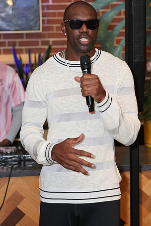 097-R7_07001