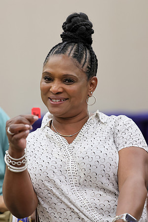 107-R7_03445