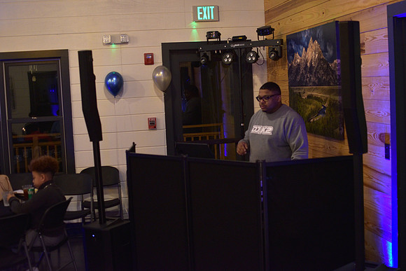 129-D55_0839